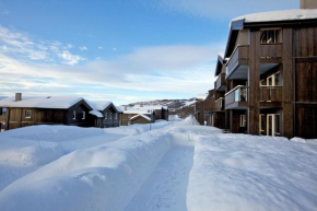 Ideal Getaway only Steps from Ski Trails